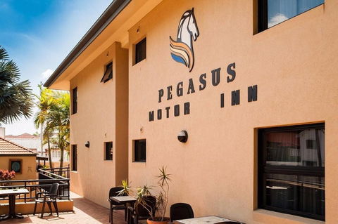 Pegasus Motor Inn And Serviced Apartment - Lightning Ridge Tourism 1