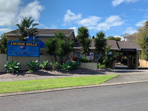 Anchor Belle Motel - Lightning Ridge Tourism 0