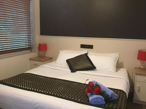 Anchor Belle Motel - Lightning Ridge Tourism 2