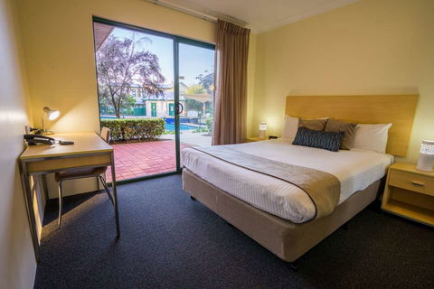 Perth Ascot Central Apartment Hotel - Lightning Ridge Tourism 2