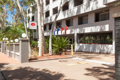 Metro Aspire Hotel Sydney - Lightning Ridge Tourism 1