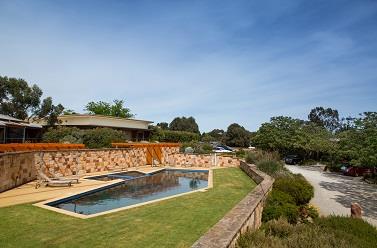 Zumsteins VIC Lightning Ridge Tourism