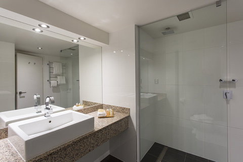 Hotel Grand Chancellor Launceston - Lightning Ridge Tourism 5