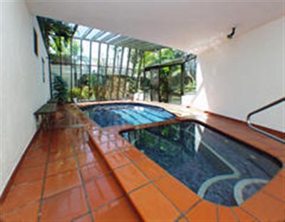 Ocean Royale Holiday Apartments - Lightning Ridge Tourism 1
