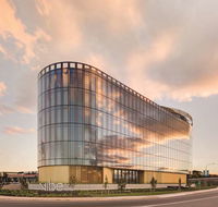 Vibe Hotel Canberra Airport - Lightning Ridge Tourism