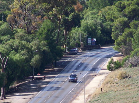 Burra Motor Inn - Lightning Ridge Tourism 0