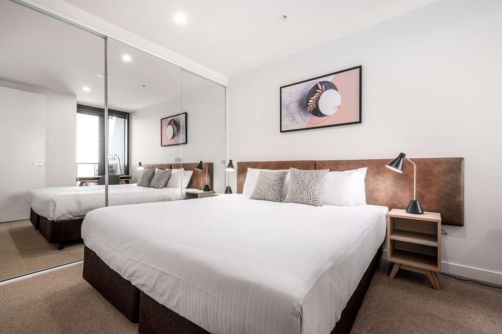 Glen Waverley VIC Lightning Ridge Tourism