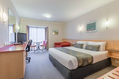 Waverley International Hotel - Lightning Ridge Tourism 0