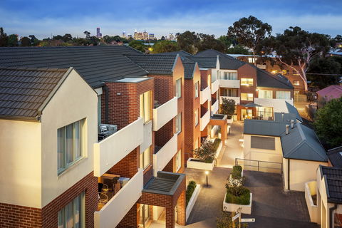 Aligned Corporate Residences Kew - Lightning Ridge Tourism 1