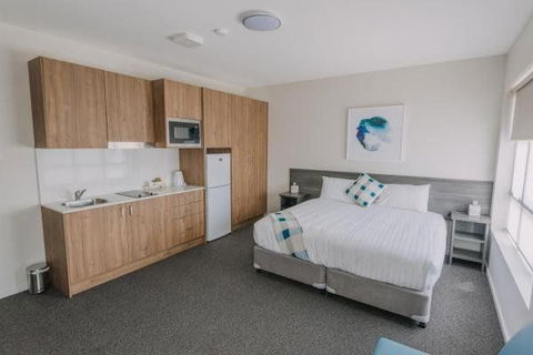 Studios On Beaumont - Lightning Ridge Tourism 1