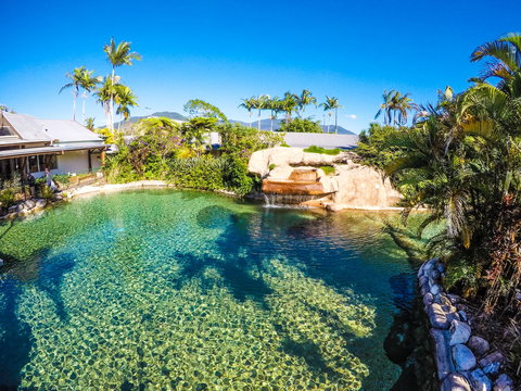 Cairns Colonial Club Resort - Lightning Ridge Tourism 1