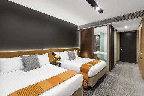 Vibe Hotel Canberra - Lightning Ridge Tourism 19