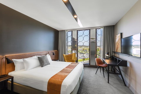 Vibe Hotel Canberra - Lightning Ridge Tourism 20