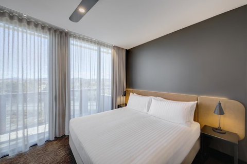 Vibe Hotel Canberra - Lightning Ridge Tourism 36