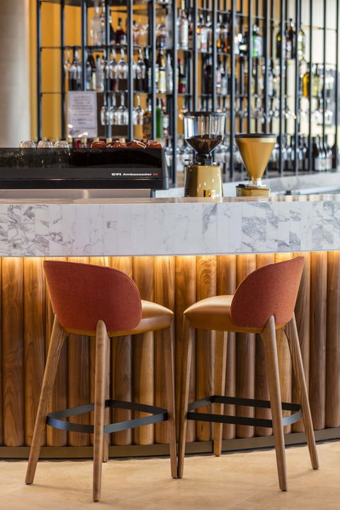 Vibe Hotel Canberra - Lightning Ridge Tourism 7