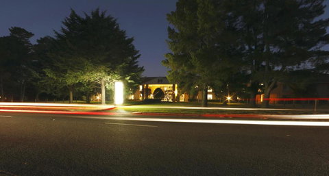 Ibis Styles Canberra - Lightning Ridge Tourism 34