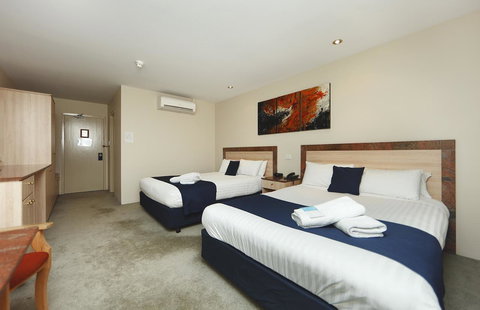 Ibis Styles Canberra - Lightning Ridge Tourism 40