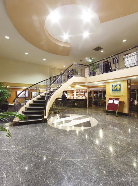 Ibis Styles Canberra - Lightning Ridge Tourism 17