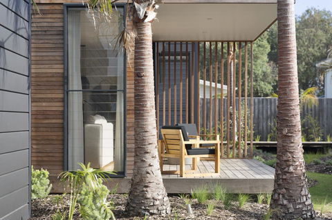 Bangalay Luxury Villas - Lightning Ridge Tourism 7