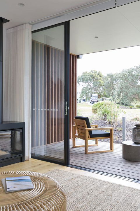 Bangalay Luxury Villas - Lightning Ridge Tourism 30