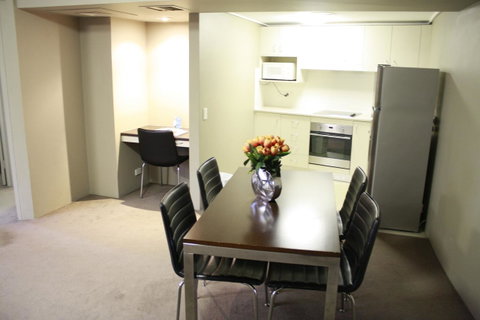 Pavilion On Northbourne - Lightning Ridge Tourism 15