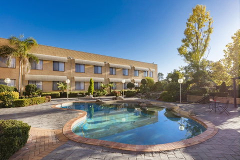 Garden City Hotel, Best Western Signature Collection - Lightning Ridge Tourism 11