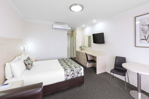 Garden City Hotel, Best Western Signature Collection - Lightning Ridge Tourism 4