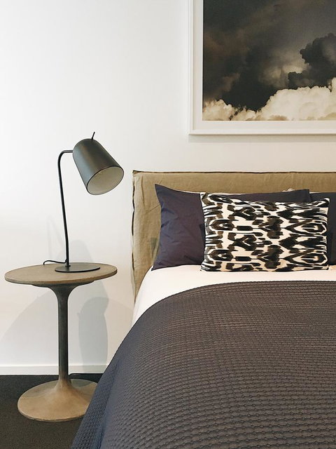 Birch Apartments In The City - Lightning Ridge Tourism 2