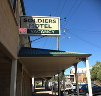 Soldiers Motel - Lightning Ridge Tourism