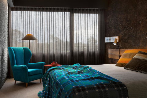 Ovolo Nishi - Lightning Ridge Tourism 17