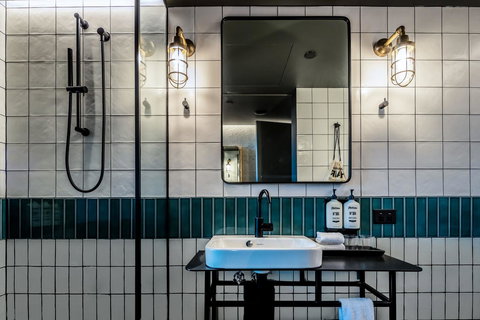 Ovolo Nishi - Lightning Ridge Tourism 12