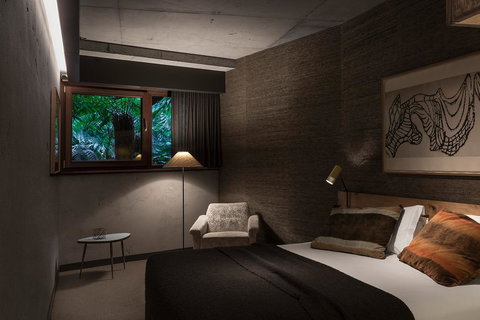 Ovolo Nishi - Lightning Ridge Tourism 35