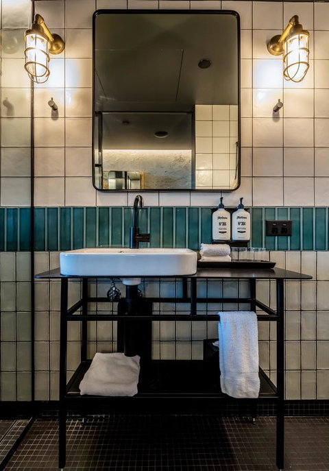 Ovolo Nishi - Lightning Ridge Tourism 4