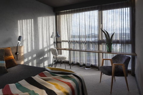 Ovolo Nishi - Lightning Ridge Tourism 5