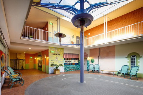 Quality Hotel Dickson - Lightning Ridge Tourism 11