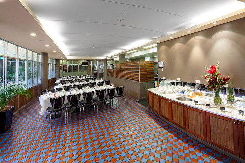 Quality Hotel Dickson - Lightning Ridge Tourism 8