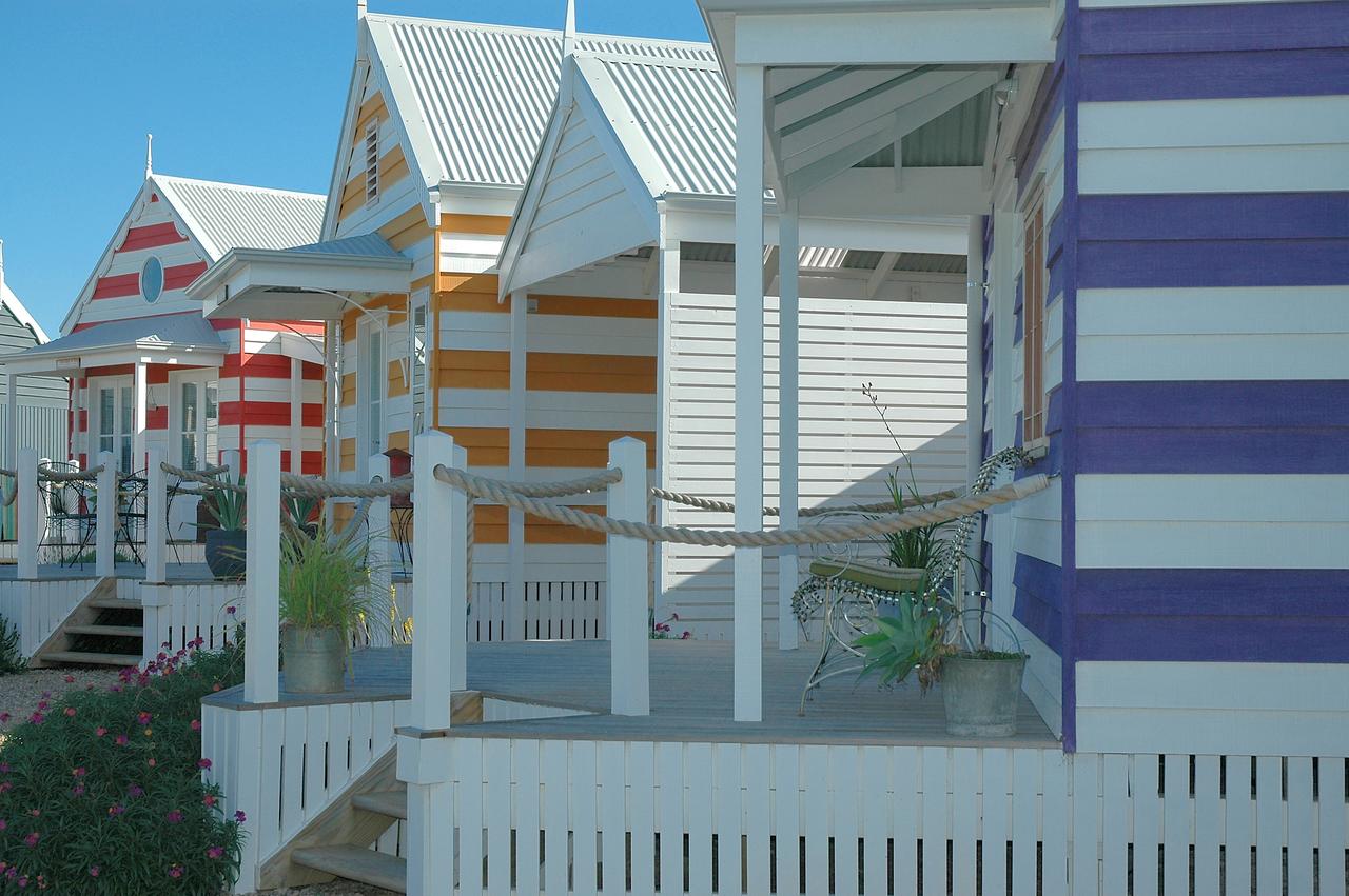  Lightning Ridge Tourism