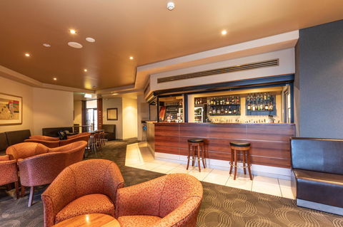 McCracken Country Club - Lightning Ridge Tourism 7