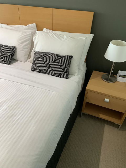 Wallaroo Marina Stayz - Lightning Ridge Tourism 2