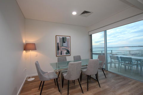 Wallaroo Marina Apartments - Lightning Ridge Tourism 19