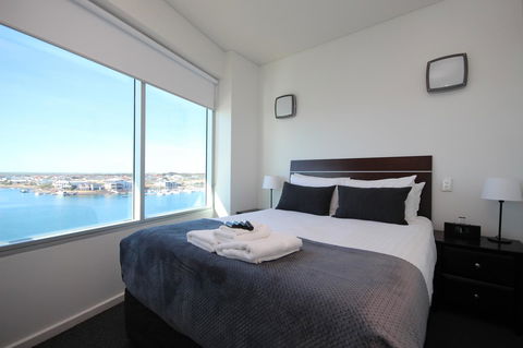 Wallaroo Marina Apartments - Lightning Ridge Tourism 15