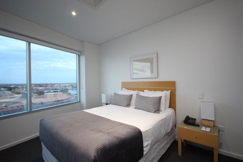 Wallaroo Marina Apartments - Lightning Ridge Tourism 17