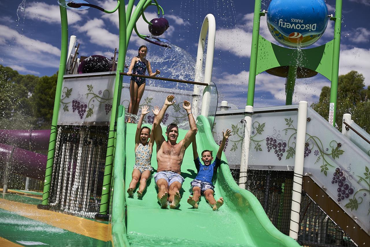 Bower SA Lightning Ridge Tourism