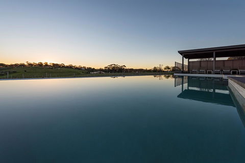 The Louise - Lightning Ridge Tourism 43
