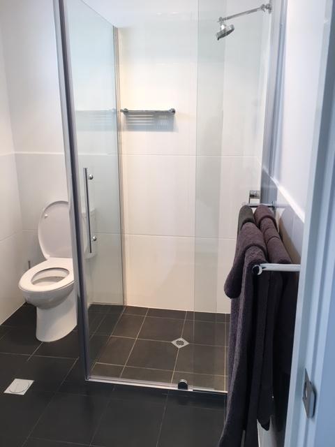 Port Lincoln Shark Apartment 1 - Lightning Ridge Tourism 13