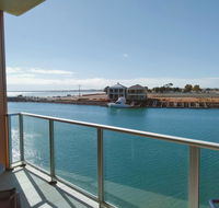 Wallaroo Marina Executive Apartments - Lightning Ridge Tourism