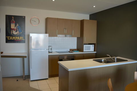 Wallaroo Marina Luxury Apartment - Lightning Ridge Tourism 12