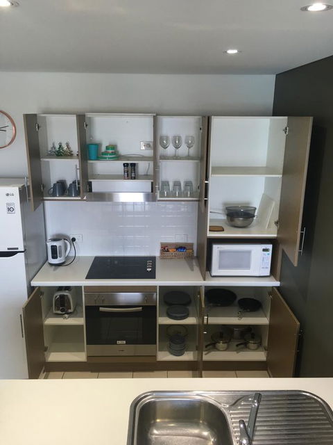Wallaroo Marina Luxury Apartment - Lightning Ridge Tourism 8