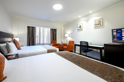 Hotel Grand Chancellor Adelaide - Lightning Ridge Tourism 14