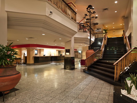 Hotel Grand Chancellor Adelaide - Lightning Ridge Tourism 35